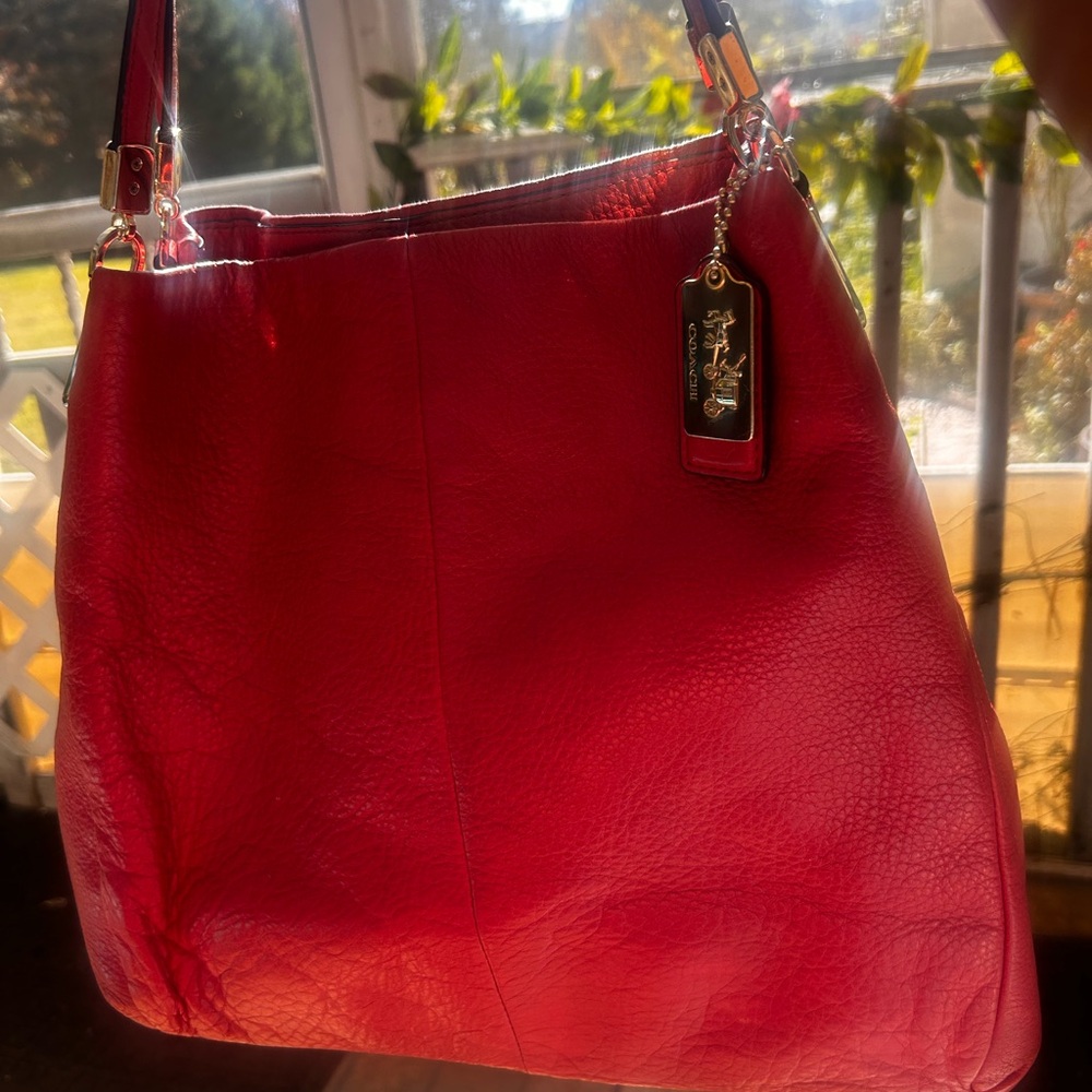 Coach coral Red Maddison Phoebe Shoulder Bag